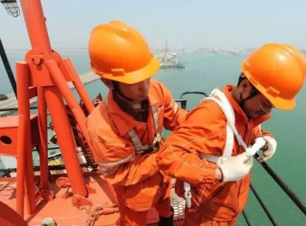 09版與85版冠航高空作業安全帶標準變化對比細則